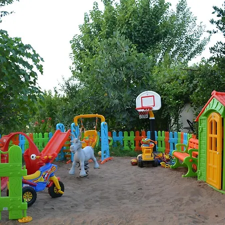 Caretta Caretta 3* Чирали